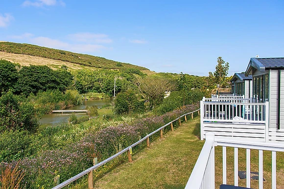 Luxury Plus 2 Bed (Pet) - Sun Haven Holiday Park, Mawgan Porth, Nr Newquay