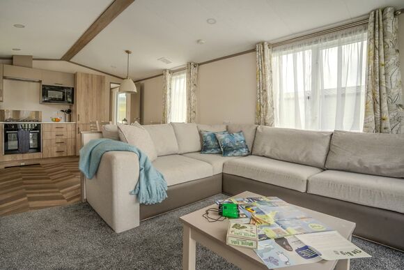 Luxury Plus 2 Bed (Pet) - Sun Haven Holiday Park, Mawgan Porth, Nr Newquay