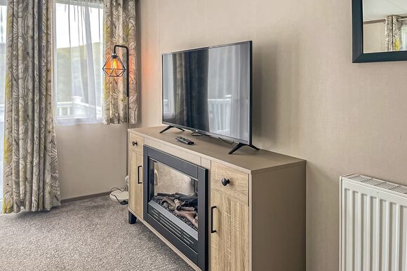 Luxury Plus 2 Bed (Pet) - Sun Haven Holiday Park, Mawgan Porth, Nr Newquay