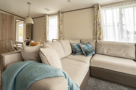 Luxury 2 Bed - Sun Haven Holiday Park, Mawgan Porth, Nr Newquay