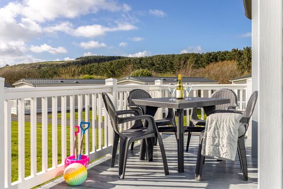 Luxury 2 Bed (Pet) - Sun Haven Holiday Park, Mawgan Porth, Nr Newquay