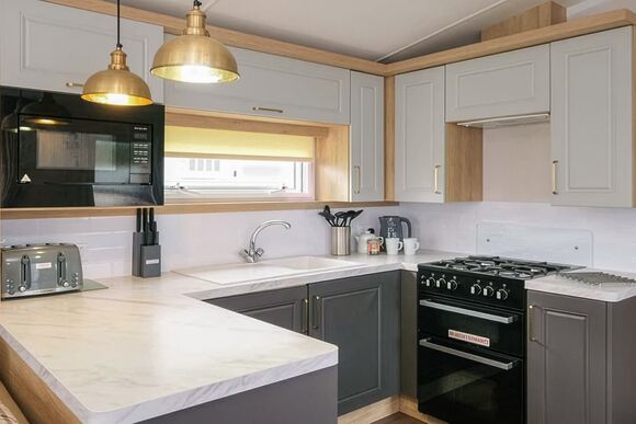 Luxury 3 Bed - Sun Haven Holiday Park, Mawgan Porth, Nr Newquay