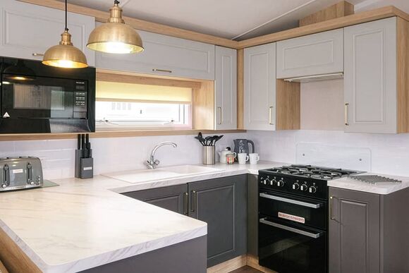 Luxury 3 Bed (Pet) - Sun Haven Holiday Park, Mawgan Porth, Nr Newquay