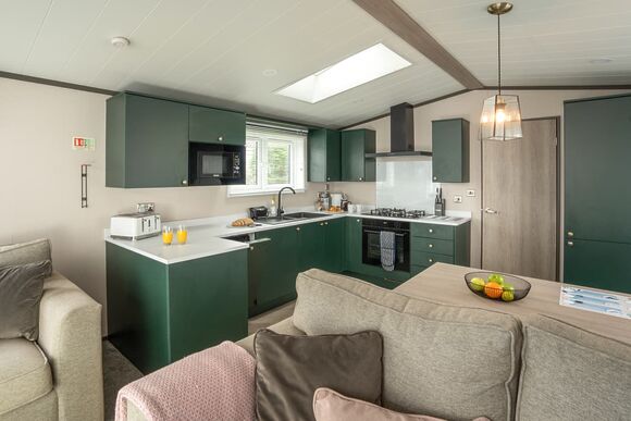 Premium 2 Bed - Sun Haven Holiday Park, Mawgan Porth, Nr Newquay