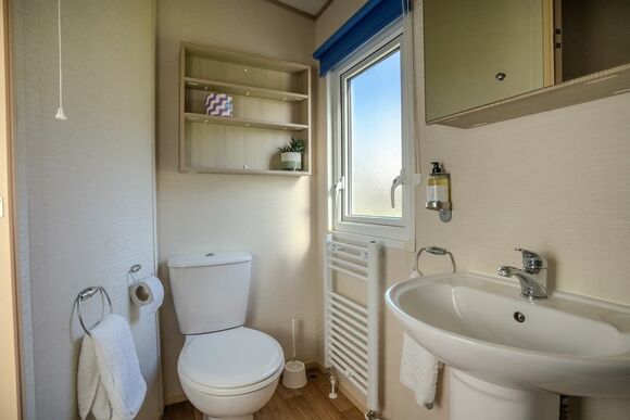 Superior 3 Bed - Sun Haven Holiday Park, Mawgan Porth, Nr Newquay