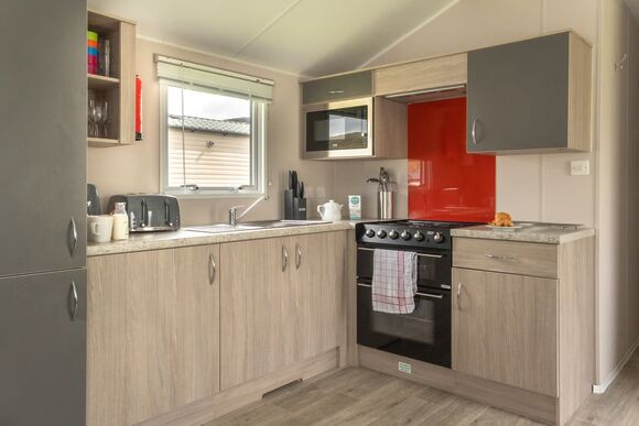 Standard 3 Bed (Pet) - Sun Haven Holiday Park, Mawgan Porth, Nr Newquay