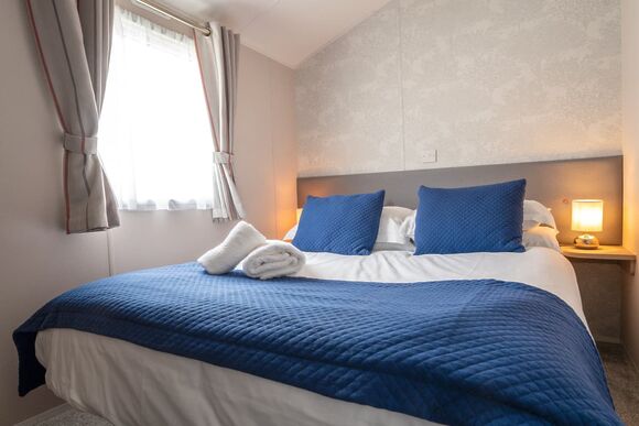 Standard 3 Bed (Pet) - Sun Haven Holiday Park, Mawgan Porth, Nr Newquay