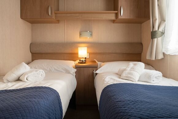 Standard 3 Bed (Pet) - Sun Haven Holiday Park, Mawgan Porth, Nr Newquay