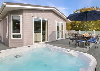 Signature 5 - Shorefield Country Park, Milford-on-Sea, Nr Lymington