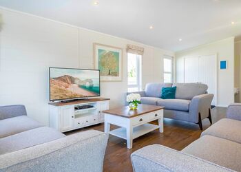 Signature 5 - Shorefield Country Park, Milford-on-Sea, Nr Lymington