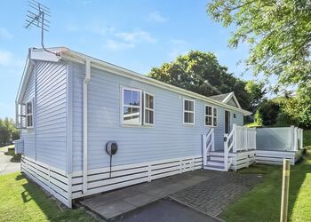 Signature 2 Plus Lodge - Shorefield Country Park, Milford-on-Sea, Nr Lymington