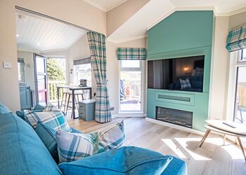 The Spinney - Shorefield Country Park, Milford-on-Sea, Nr Lymington