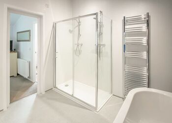 Signature Lodge 1 - Shorefield Country Park, Milford-on-Sea, Nr Lymington