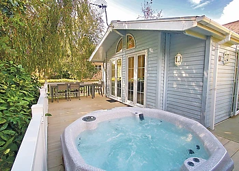 Typical Signature Lodge 4 