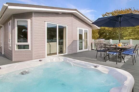 Signature 5 - Shorefield Country Park, Milford-on-Sea, Nr Lymington