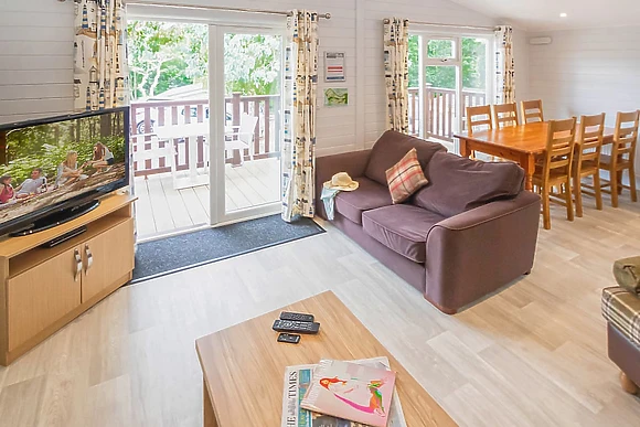 Select Lodge Plus 3 WF - Shorefield Country Park, Milford-on-Sea, Nr Lymington