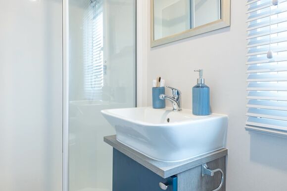 Serendipity 2 - Shorefield Country Park, Milford-on-Sea, Nr Lymington