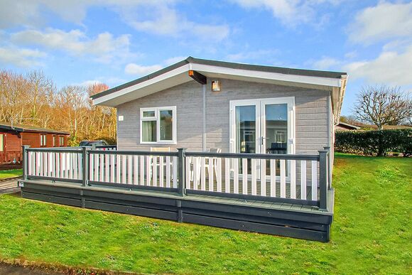 Select Lodge Plus 2 (Pet) - Shorefield Country Park, Milford-on-Sea, Nr Lymington