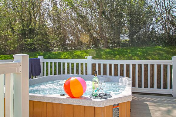 Superior Lodge Plus 3 (Pet) - Shorefield Country Park, Milford-on-Sea, Nr Lymington
