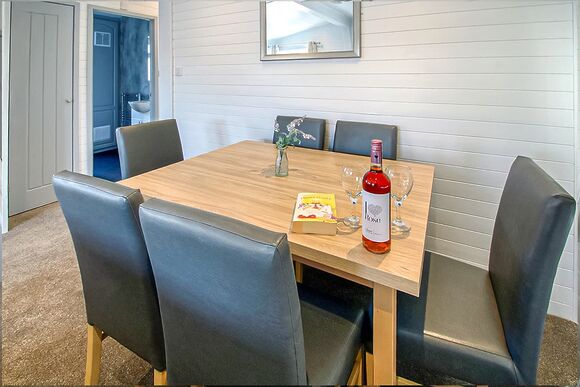 Superior Lodge Plus 3 (Pet) - Shorefield Country Park, Milford-on-Sea, Nr Lymington