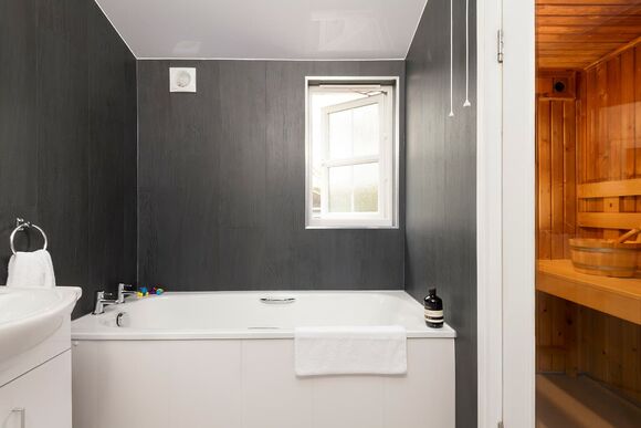 Signature 4 Plus Lodge - Shorefield Country Park, Milford-on-Sea, Nr Lymington