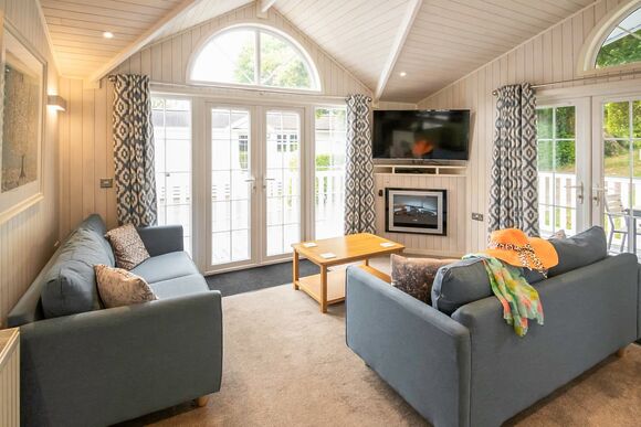 Signature 2 Plus Lodge - Shorefield Country Park, Milford-on-Sea, Nr Lymington