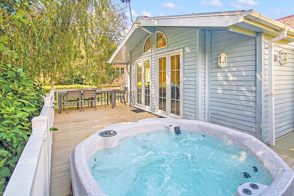 Typical Signature Lodge 1 