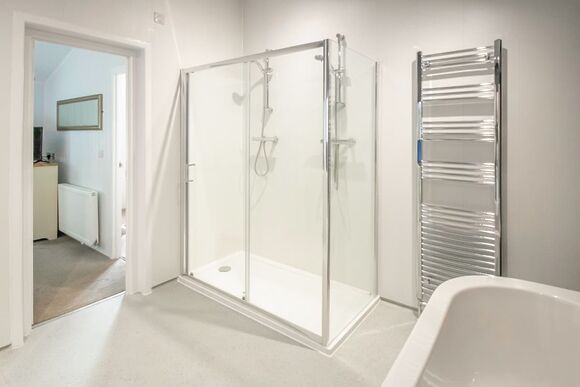 Signature Lodge 1 - Shorefield Country Park, Milford-on-Sea, Nr Lymington