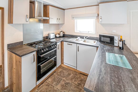 Supreme 3 - Shorefield Country Park, Milford-on-Sea, Nr Lymington