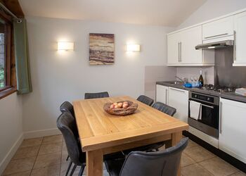 Golden Oak 2 (Pet) - Sherwood Forest Lodges, Sherwood Forest, Nr Edwinstowe