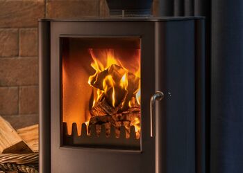 Golden Oak Hideaway - Sherwood Forest Lodges, Sherwood Forest, Nr Edwinstowe