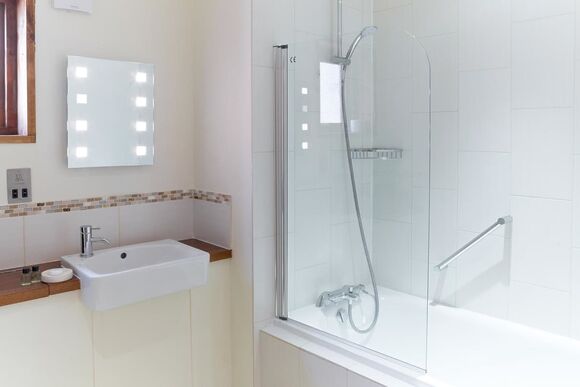 Silver Birch 3 (Pet) - Sherwood Forest Lodges, Sherwood Forest, Nr Edwinstowe