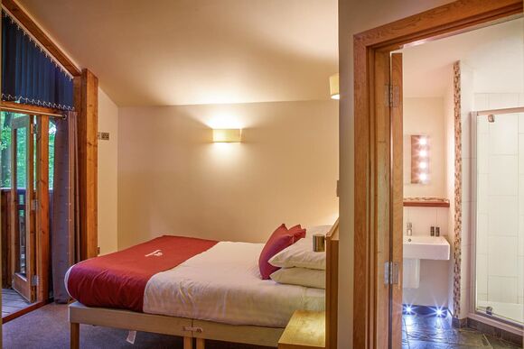 Golden Oak 1 (Pet) - Sherwood Forest Lodges, Sherwood Forest, Nr Edwinstowe