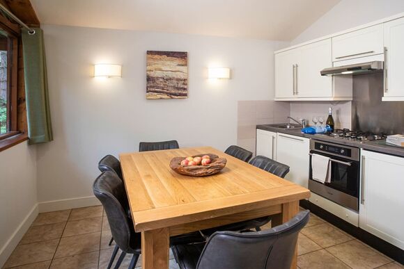 New Golden Oak 2 (Pet) - Sherwood Forest Lodges, Sherwood Forest, Nr Edwinstowe