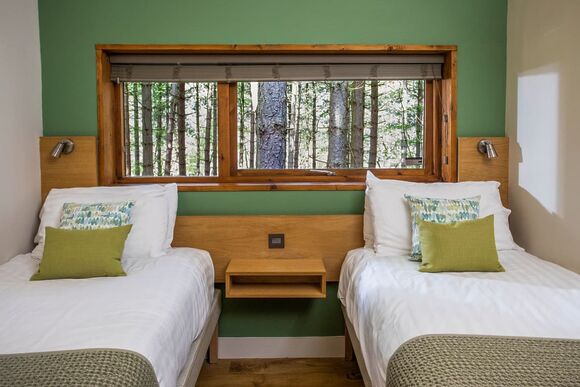 Golden Oak 3 - Sherwood Forest Lodges, Sherwood Forest, Nr Edwinstowe