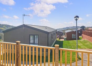 Lakeside 3 Platinum - Shear Barn Holiday Park, Hastings 