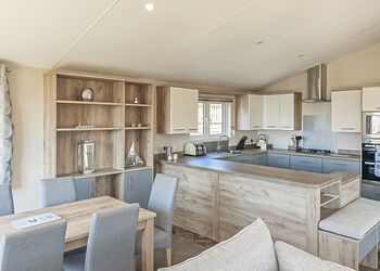 Lakeside 3 Platinum - Shear Barn Holiday Park, Hastings 