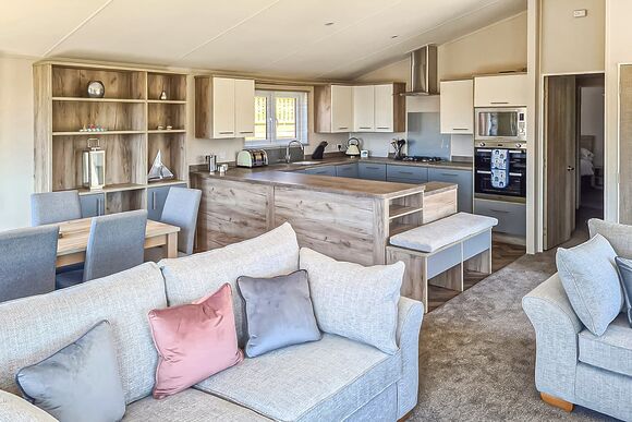 Lakeside 3 Platinum - Shear Barn Holiday Park, Hastings 