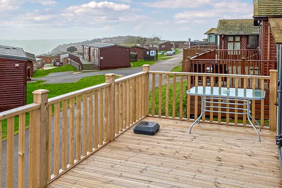 Badgers Wood 11 Platinum - Shear Barn Holiday Park, Hastings 