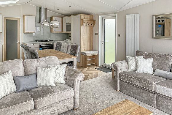 Badgers Wood 11 Platinum - Shear Barn Holiday Park, Hastings 