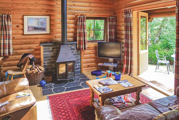 Loch Shuna Lodges