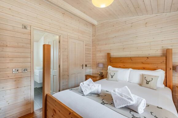 Fawn View Lodge - Silver Trees, Cannock Chase