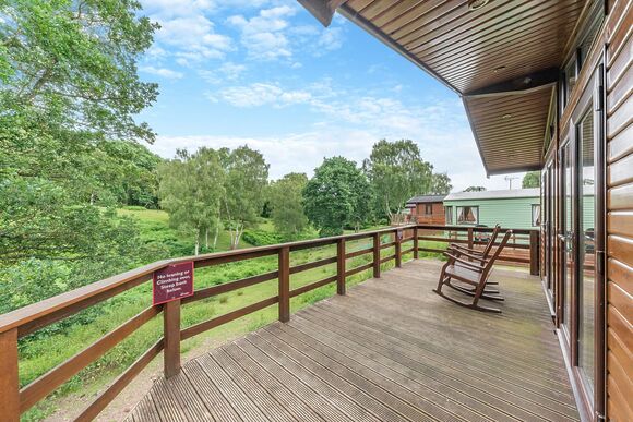 Buck View Lodge - Silver Trees, Cannock Chase