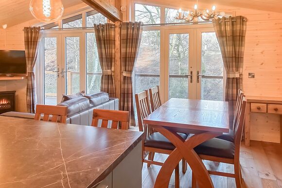 Buck View Lodge - Silver Trees, Cannock Chase