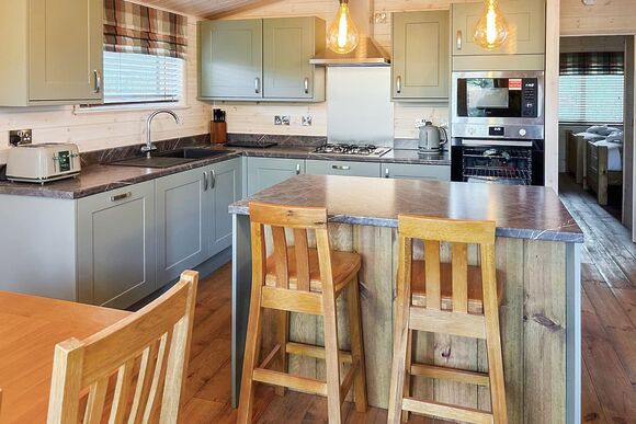 Buck View Lodge - Silver Trees, Cannock Chase