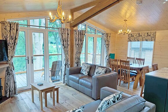Antler View Lodge - Silver Trees, Cannock Chase