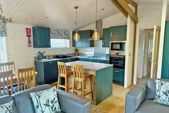 Antler View Lodge - Silver Trees, Cannock Chase