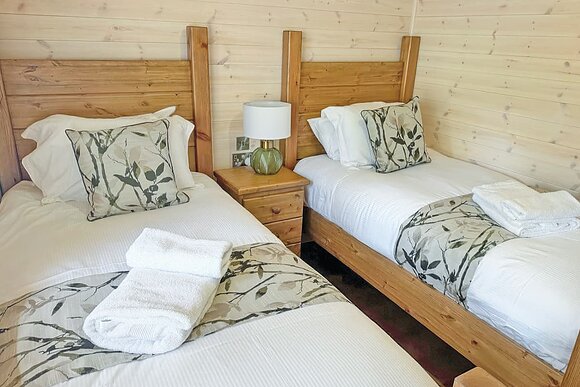Antler View Lodge - Silver Trees, Cannock Chase