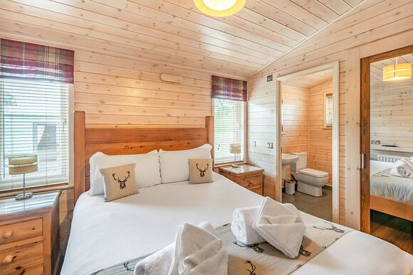 Stags View Lodge - Silver Trees, Cannock Chase