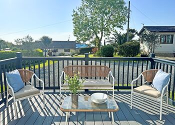 Porthleven 2 Bedroom with Decking and Hot Tub - Silver Sands Holiday Park - Cornwall, Helston